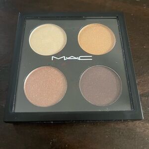 MAC Cosmetics Eyeshadow Quad - Devilishly Dark
